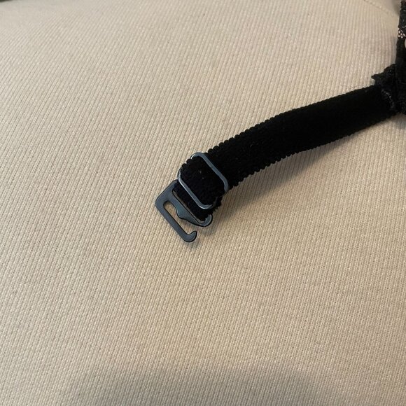 Vintage Black Lace Garter Belt With Adjustable Straps - Picture 5 of 5